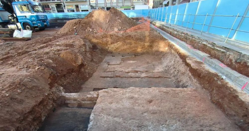 Arqueología Industrial. Hallazgo de antigua fábrica textil bajo el Mercado de Abaceria de Gracia. Barcelona