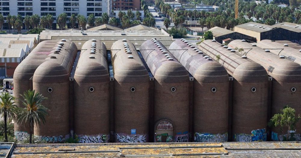 Un proyecto de mil pisos alrededor de la antigua Bodega Vinival de Alboraya, bodega que espera su protección.