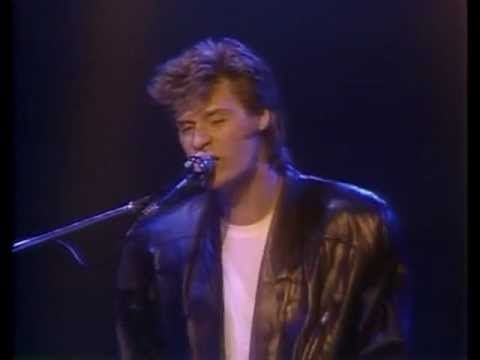 Hall & Oates - Kiss On My List