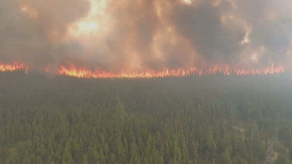Fires force Manitoba to prep for evacuees