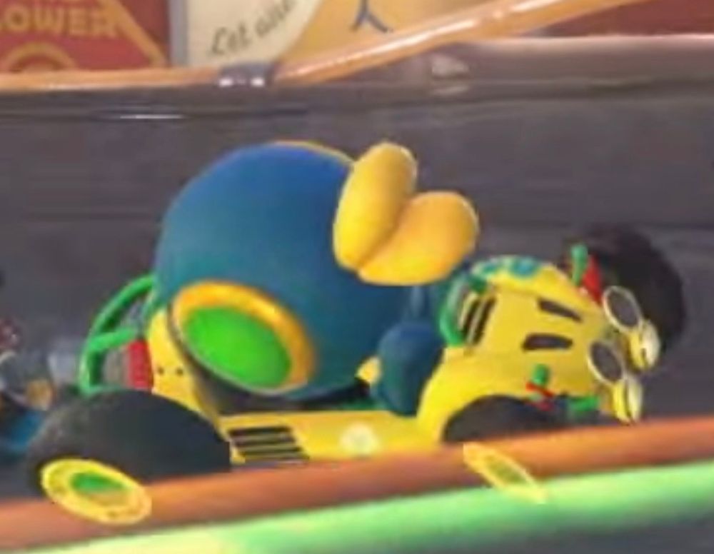 Playable cataquack in Mario Kart World, top perspective