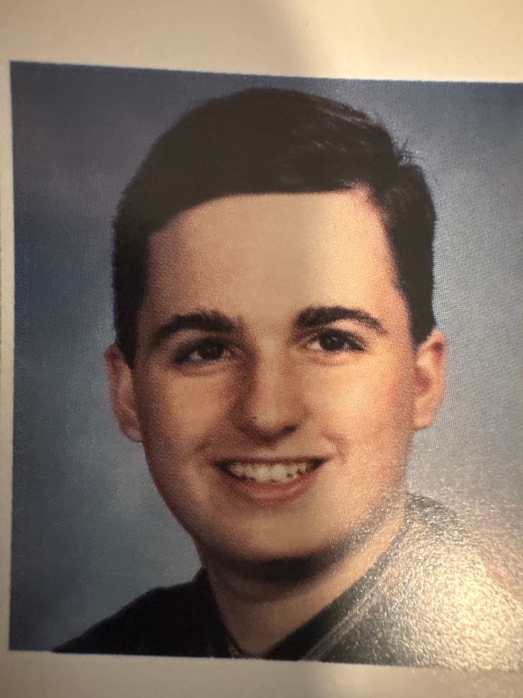 1991 Yearbook photo of Derek.