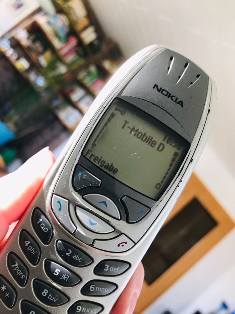 Altes NOKIA Telefon