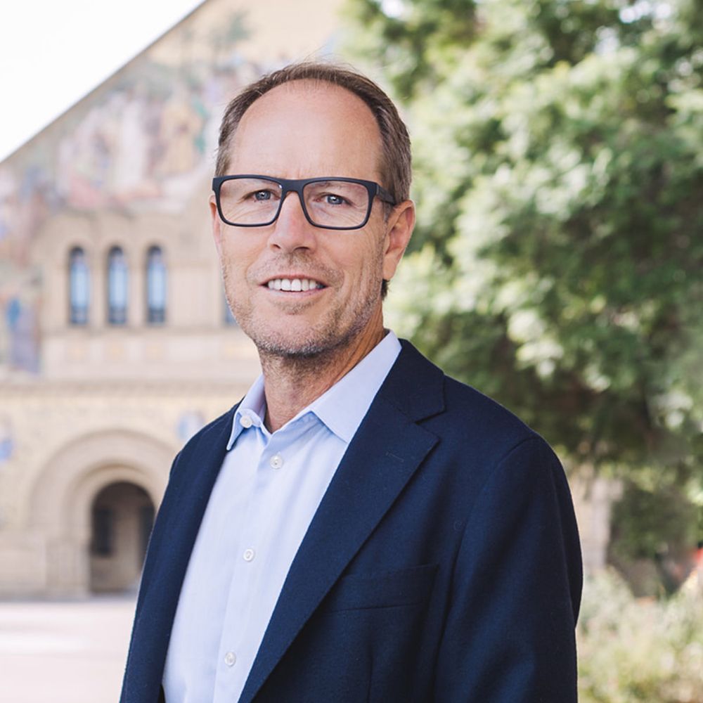 Tony Wyss-Coray, PhD, professor of neurology and neurological sciences and director of the Knight Initiative for Brain Resilience at the Wu Tsai Neurosciences Institute