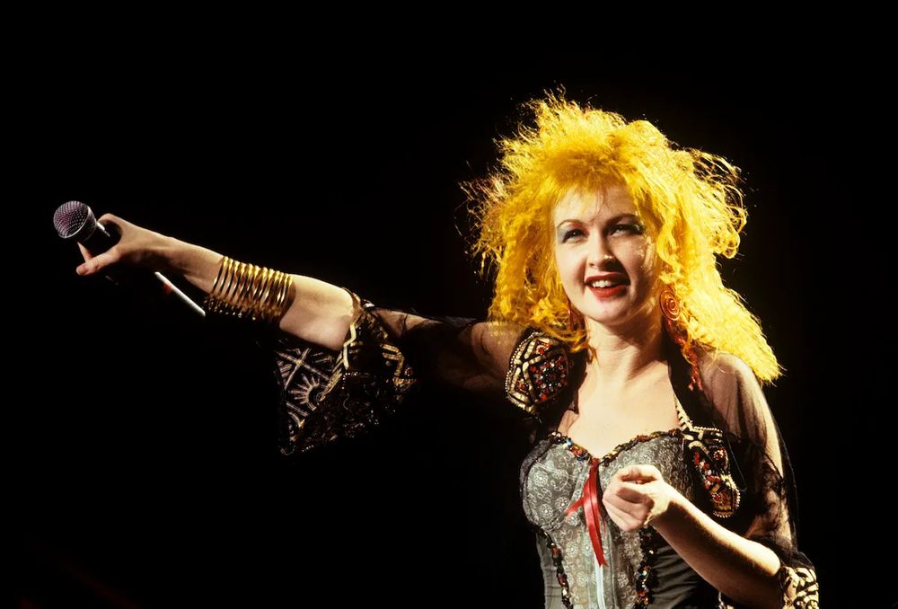 Absolutely glorious 1980's Cyndi Lauper