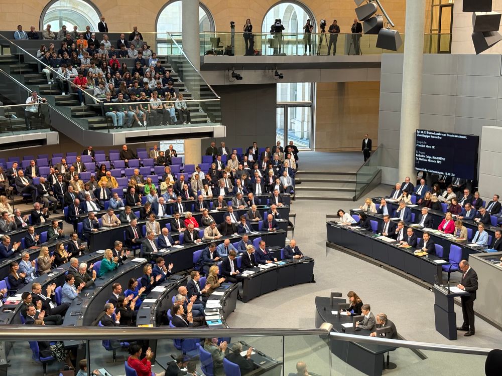 Bubdestag. Merz spricht im Plenum