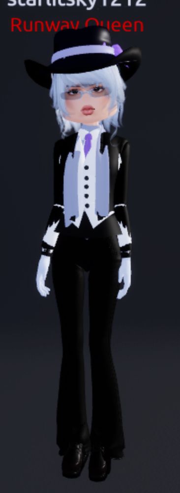 Dorm Azul 1. Not very proud of this bc wrong makeup and I couldnt layer the jacket well. Plus no coat