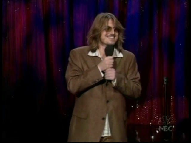 Comedian Mitch Hedberg performing standup on national broadcast television.