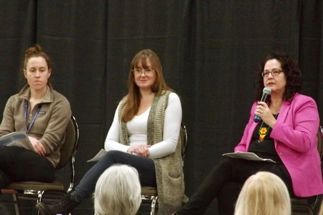 Healing through grief: Supporting those journeying back to the Spirit World

Read more via Anishinabek News: 
https://anishinabeknews.ca/2025/12/healing-through-grief-supporting-those-journeying-back-to-the-spirit-world/ 