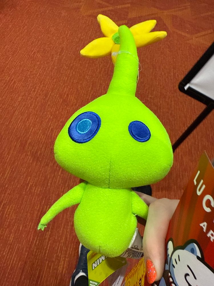 picture of a glow pikmin plush