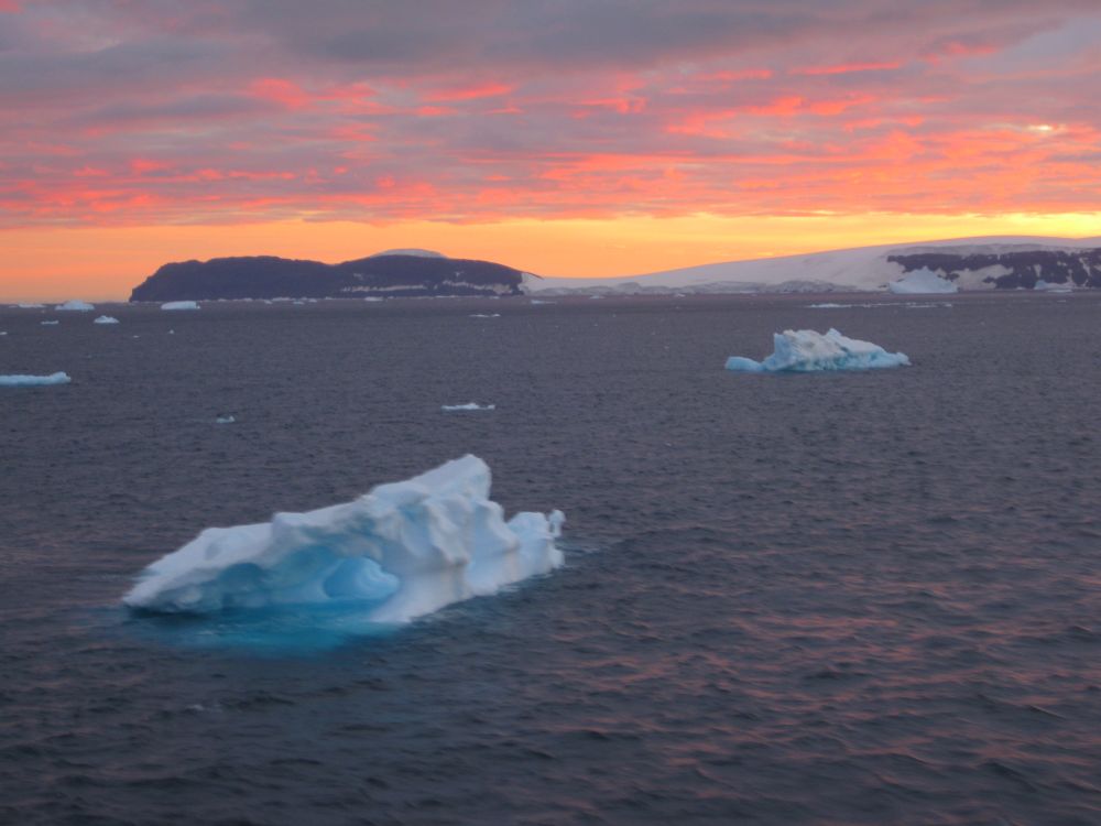 This photo doesn’t do the true-life colors ANY justice, but it’s still one of my most favorite photos!