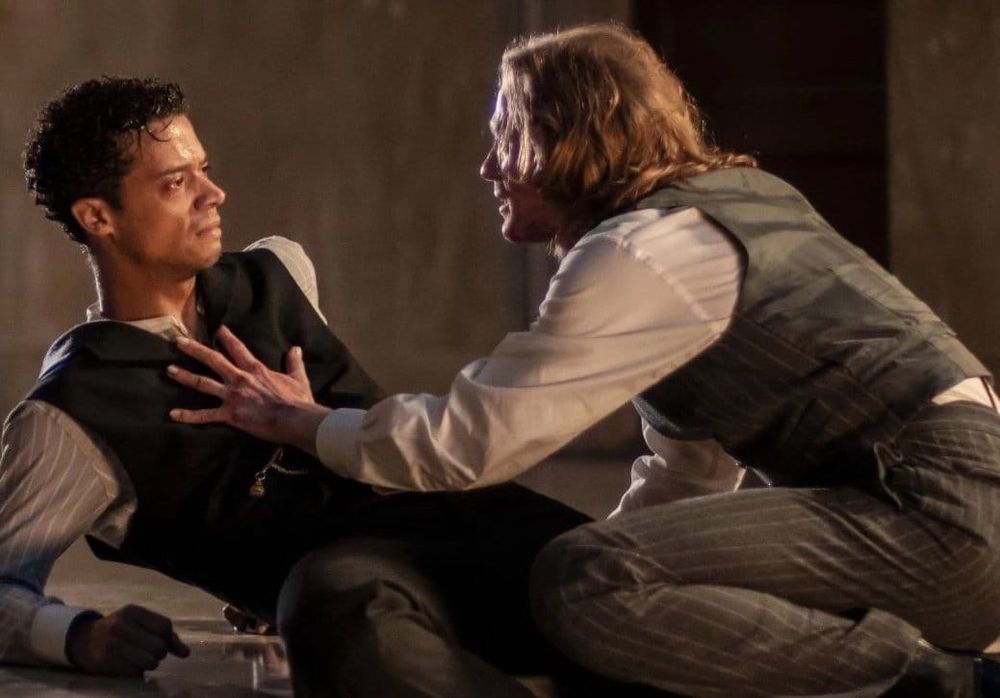 louis e lestat na série entrevista com o vampiro ep 1 temporada 1