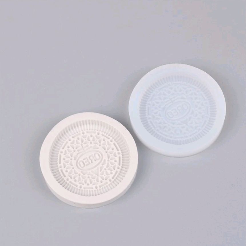 silicon cookie mould with Oreo decorative pattern