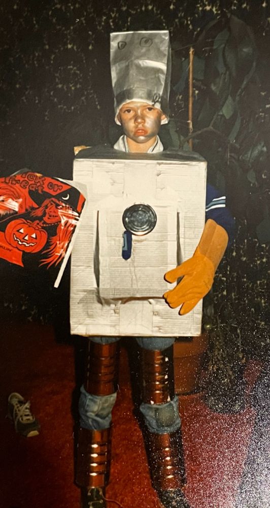 A child with a reflective costume that could (and did!) pose stumbling issues.