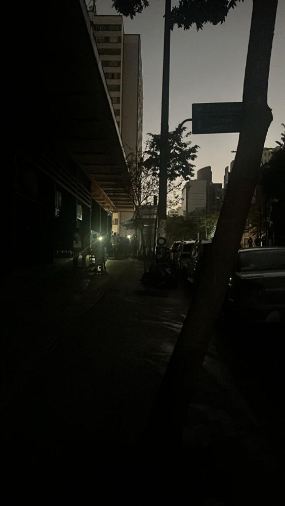 Bairros de SP registram falta de energia; Avenida Paulista fica no escuro