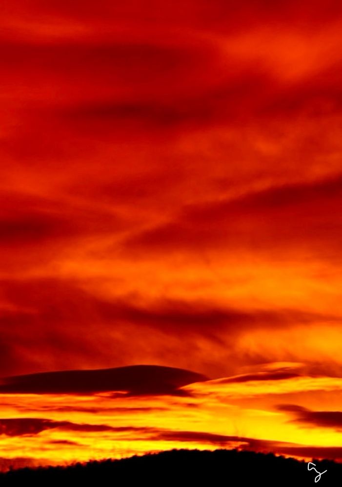 evening sky over western mountains, maine