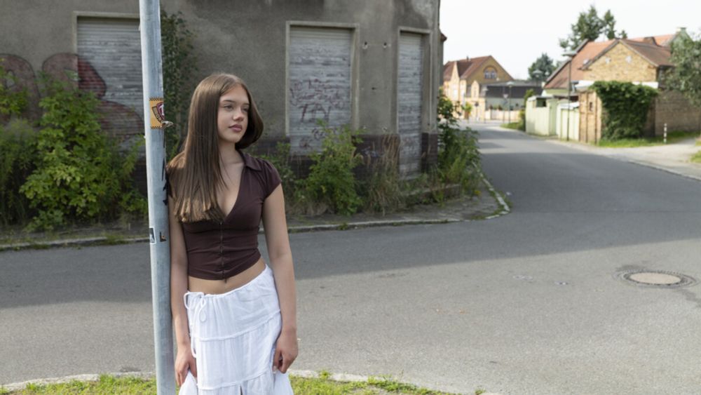 Jette Poensgen ist 15 Jahre alt und hat eine klare Haltung: Wenn Mit­schü­le­r*in­nen Nazi-Sprüche reißen, dann darf man nicht schweigen.