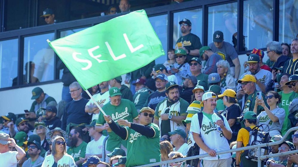 MLB World Rips John Fisher After A's Final Game at Oakland Coliseum