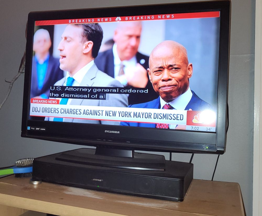 DOJ orders charges against New York Mayor Dismissed. 