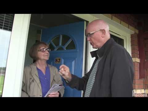 Archie Macpherson campaigning in Barlanark