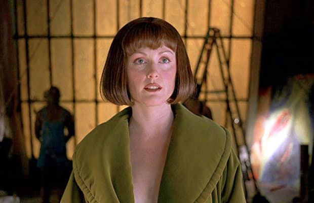 Julianne Moore as Maude Lebowski