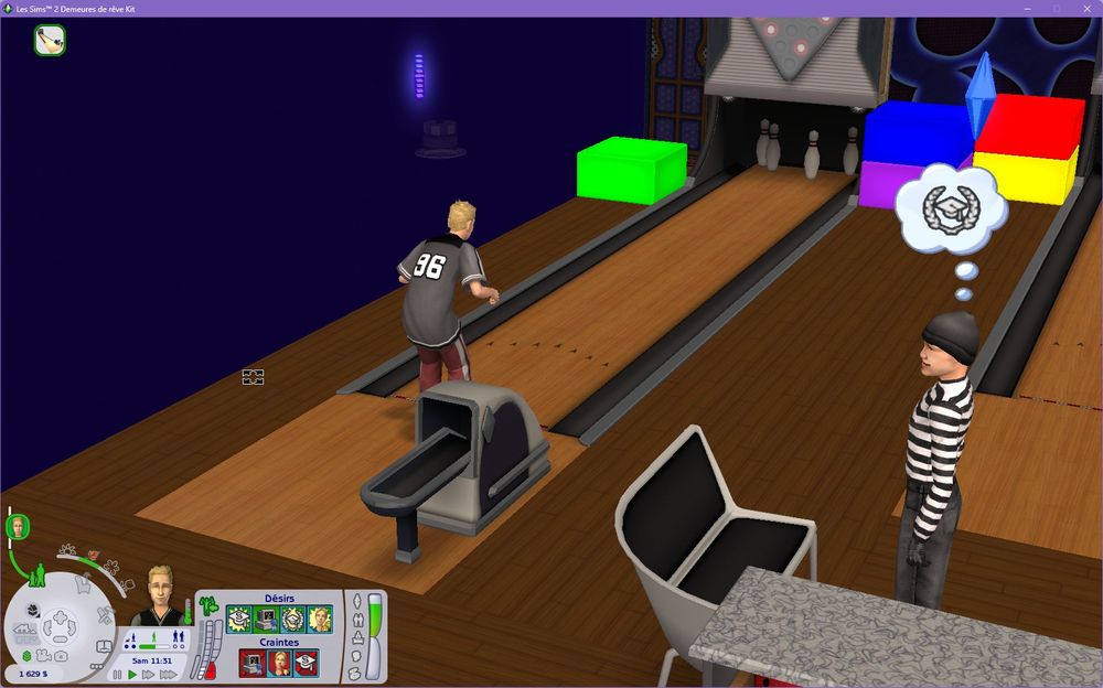 Kevin qui se prépare a faire son meilleure spare au bowling