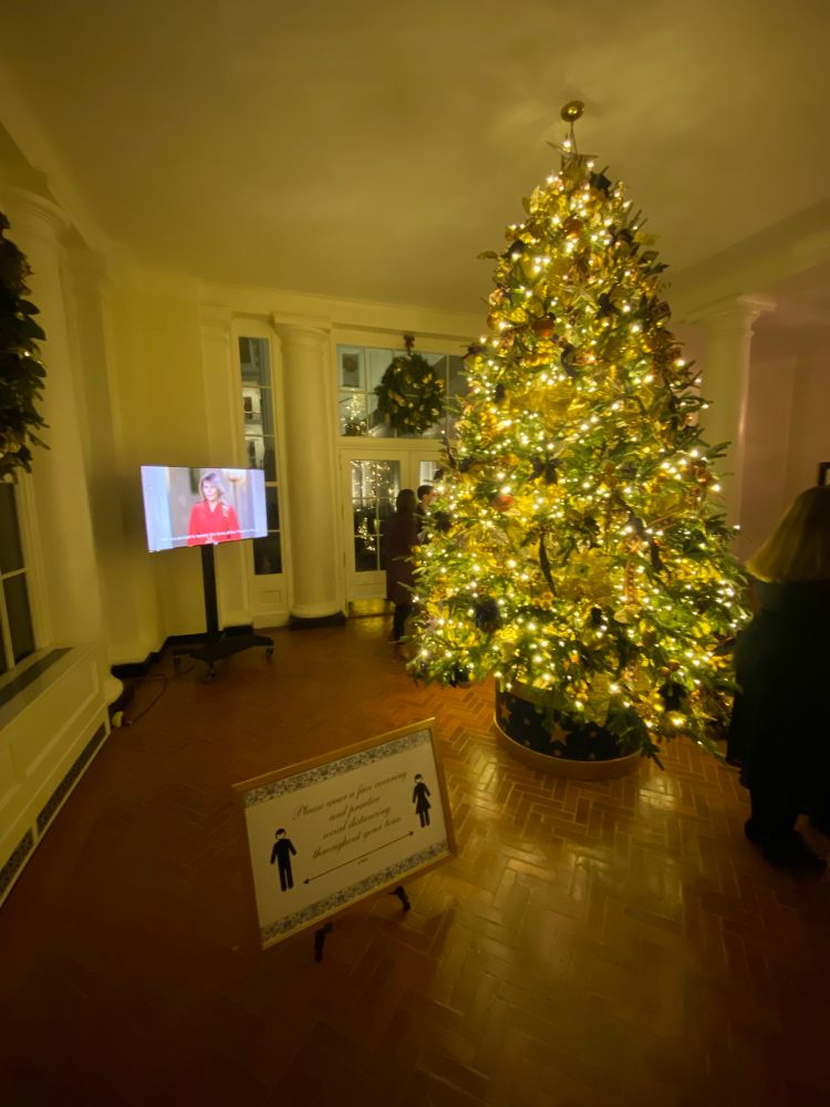 Photo of the east wing of the White House, taken in December 2020