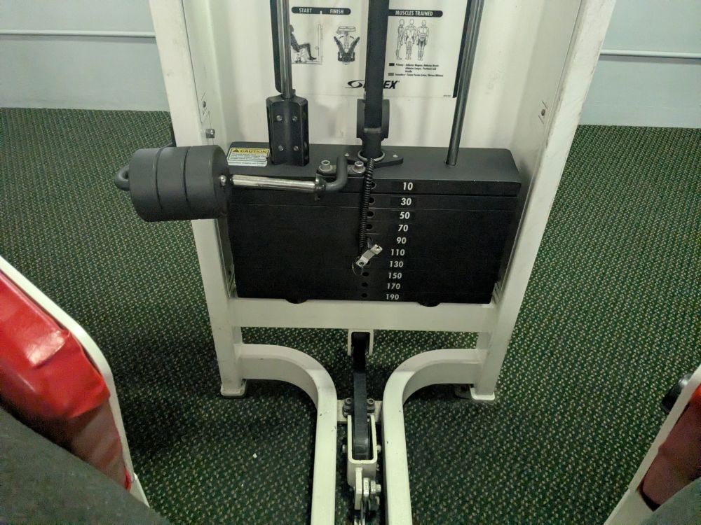 Pov hip aduction machine