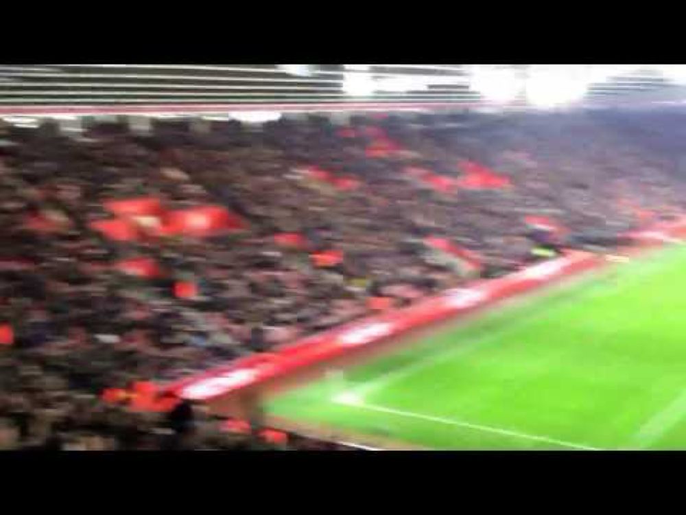 Jingle bells - Tottenham away fans at Southampton