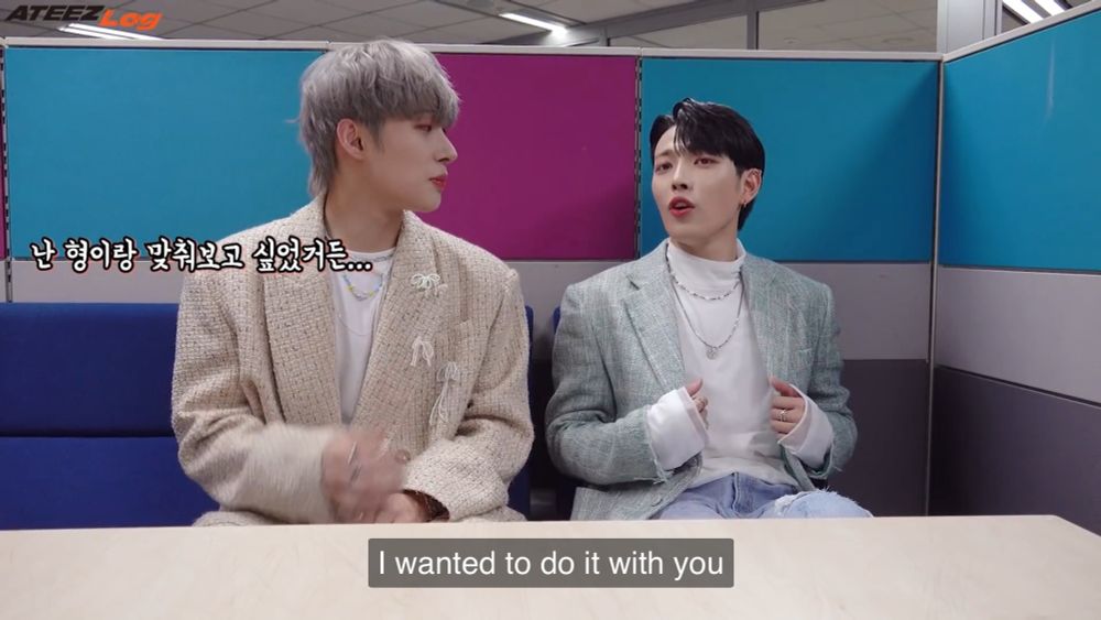 Screenshot from logbook 72, Mingi turned to face Hongjoong and said about the gesture practice: I wanted to do it with you. 