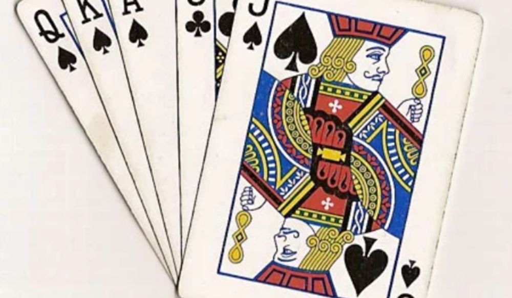 Playing Cards for Dynamic Initiative