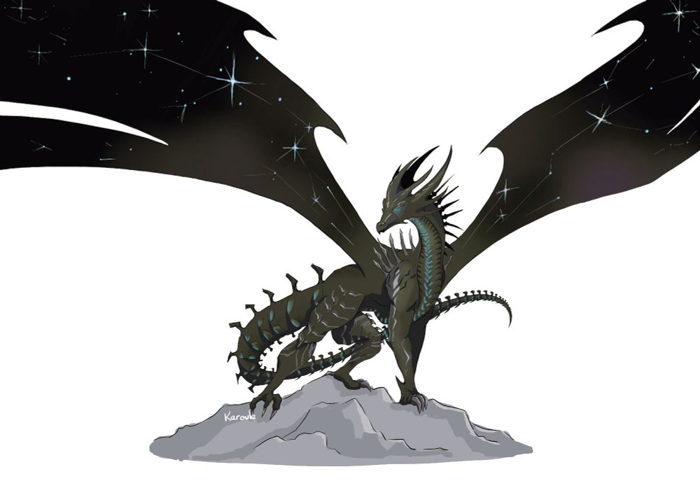 Dessin de Asha, une dragon primordiale de Heroes of Might and Magic. Asha est grise sombre avec des pointes de bleu sous sa queue et son cou. Ses ailes sont un ciel étoilé. 