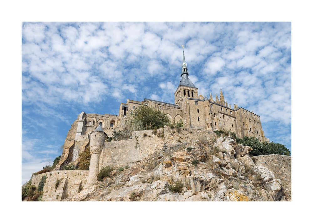 image of mont saint michel looking up, from the island itself