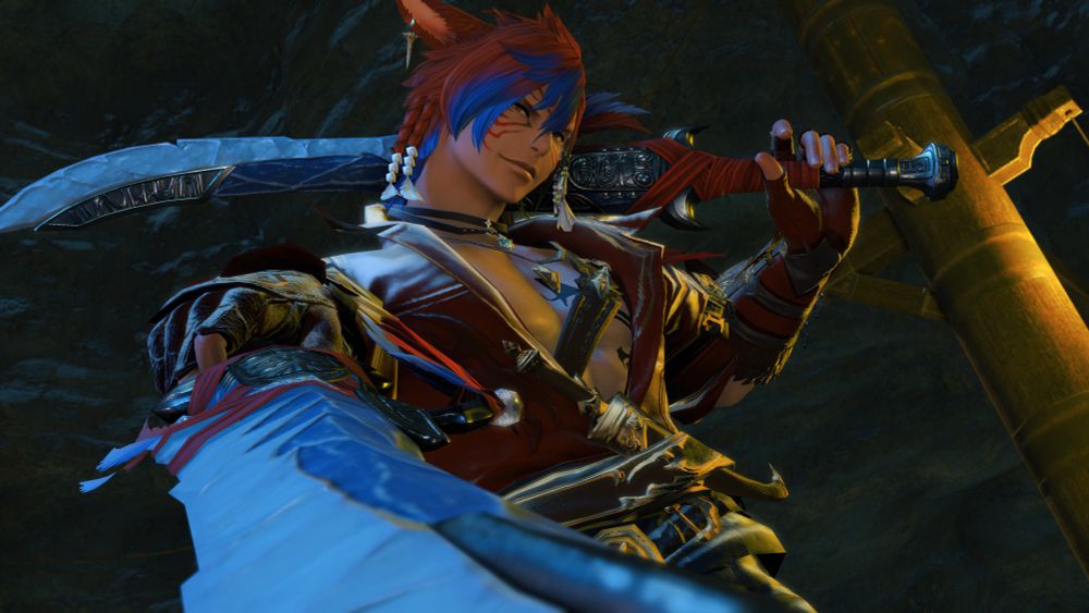 Rho'bin standing over the viewer, his left sword resting on his shoulder while the right raises the viewer's chin. The miqo'te is glancing down with slightly glowing eyes, smirking.