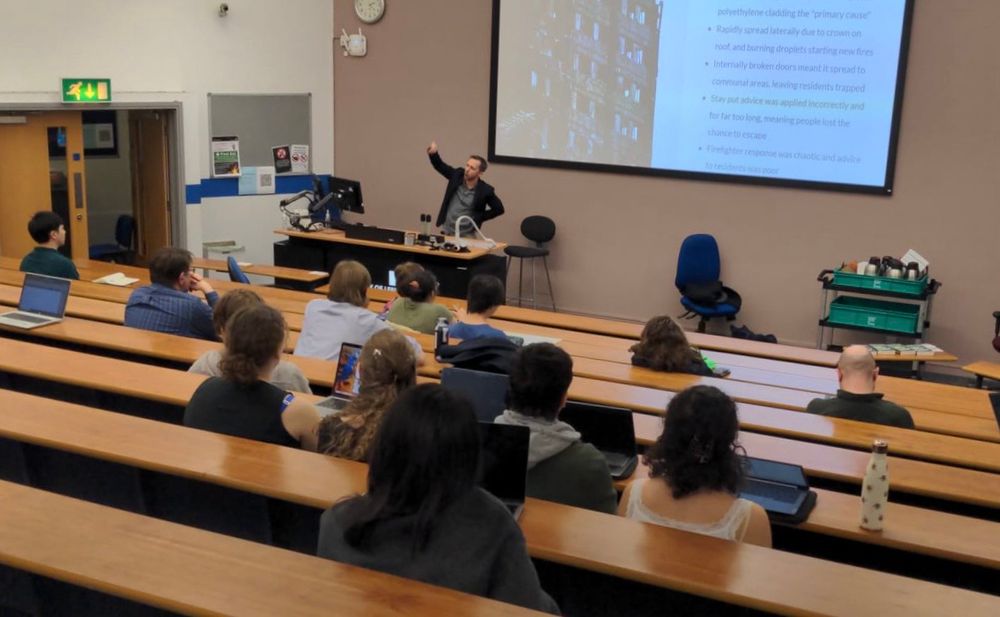 Journalist Pete Apps speaks to the audience at the Healthy Buildings Seminar