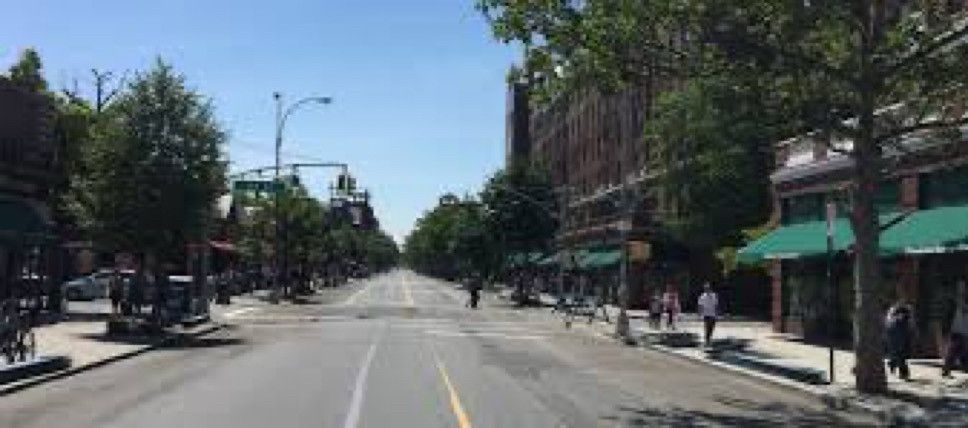 Wide street with no cars