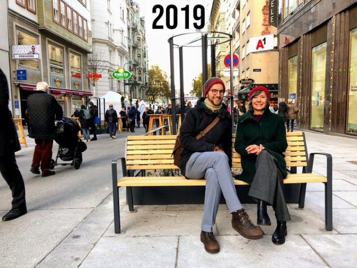 2019 after picture, Vienna street filled with people walking, sitting, shopping…