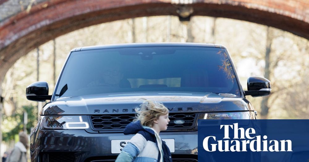 Campaigners call for Paris-style parking charges amid fears big vehicles are taking up excessive public space