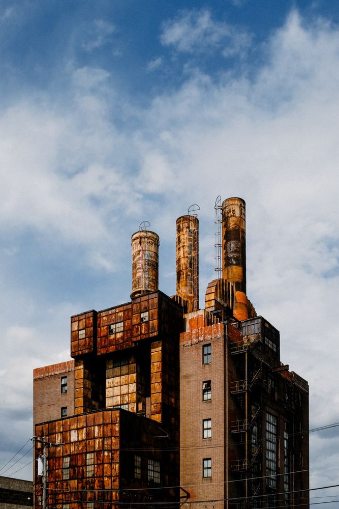 Photograph of industrial building in Philadelphia 