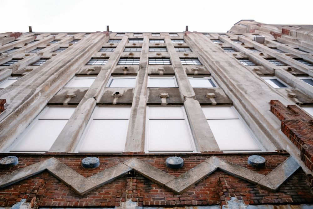Photograph of chevron on building in Philadelphia 