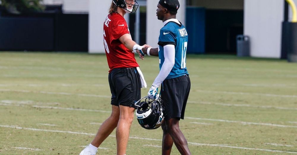 Jaguars tweets of the week: Hunter helping Lawrence with dance moves, Hines-Allen update, and more