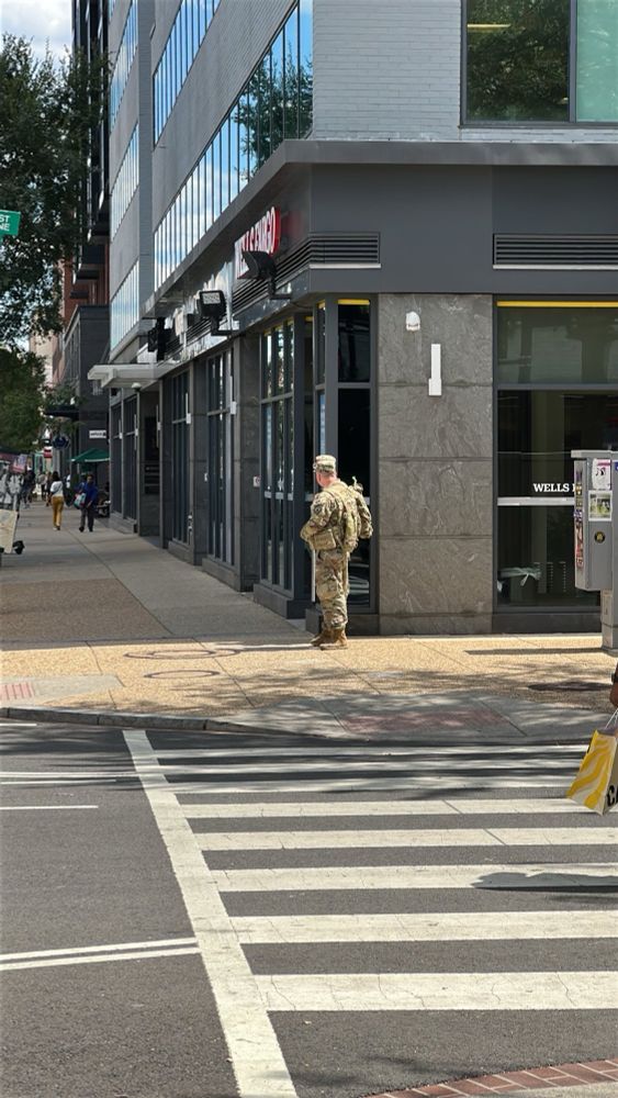 National guard doing nothing on h st
