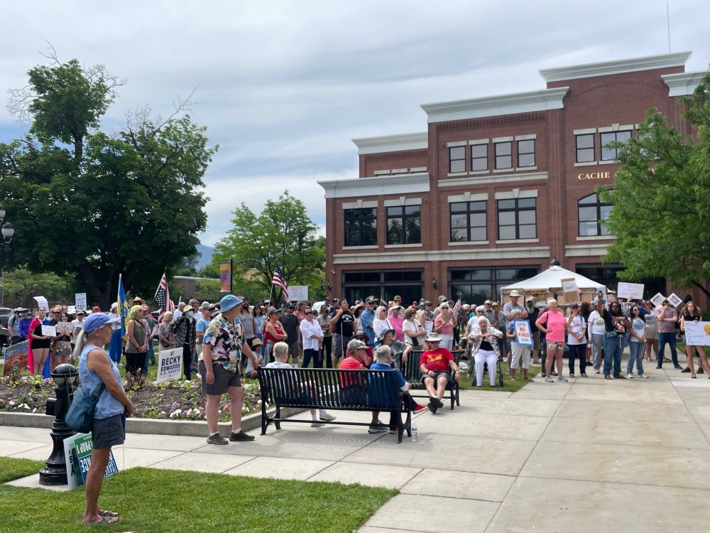 Crowd at a nokings rally- Logan utah
