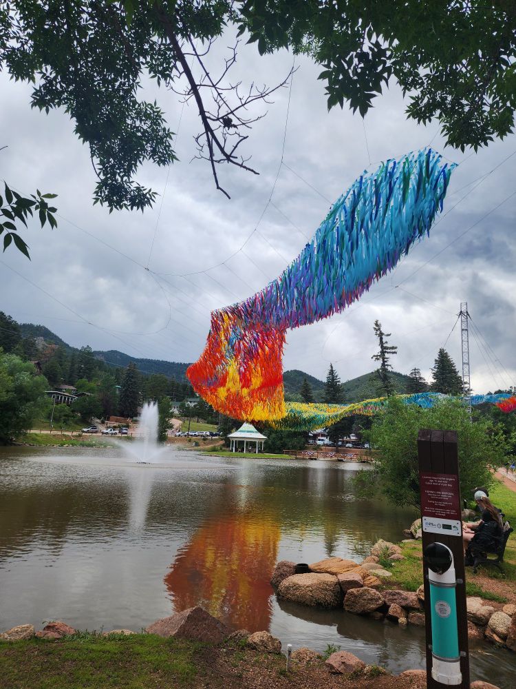 Off The Beaten Path by Patrick Shearn of Poetic Kinetics (b. 1962) Kite Fabric (35,700 Pieces) & Rope (6,276 Linear Feet)
Gazebo Lake, Green Mountain Falls, CO.