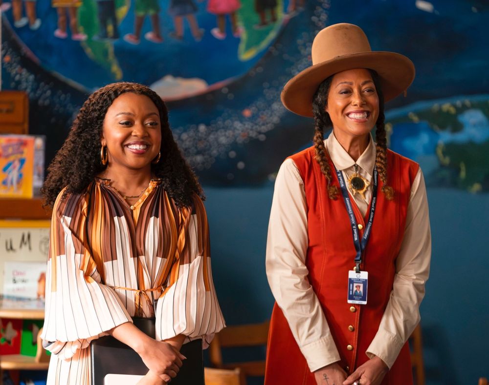 Quinta Brunson and Cree Summer smile in Abbott Elementary as Teacher and Librarian 