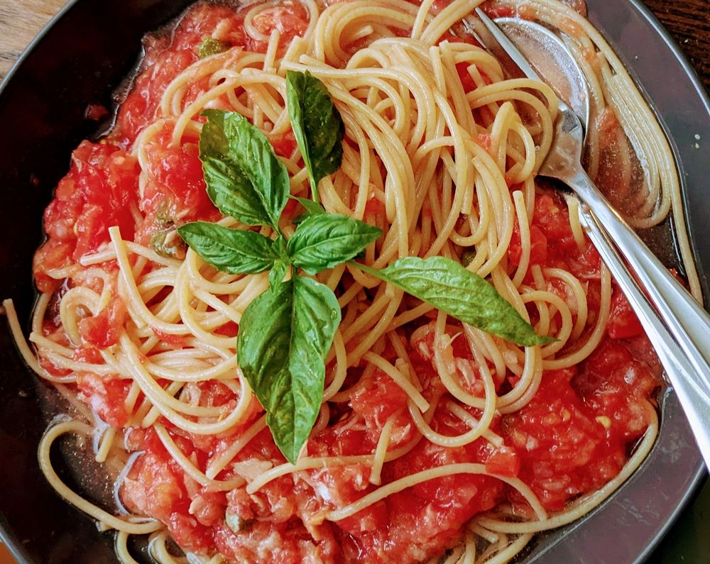 トマト4個使った冷製パスタ。ソースは薄味にしたので最後までソース食べ切れて大変おいしかったです。