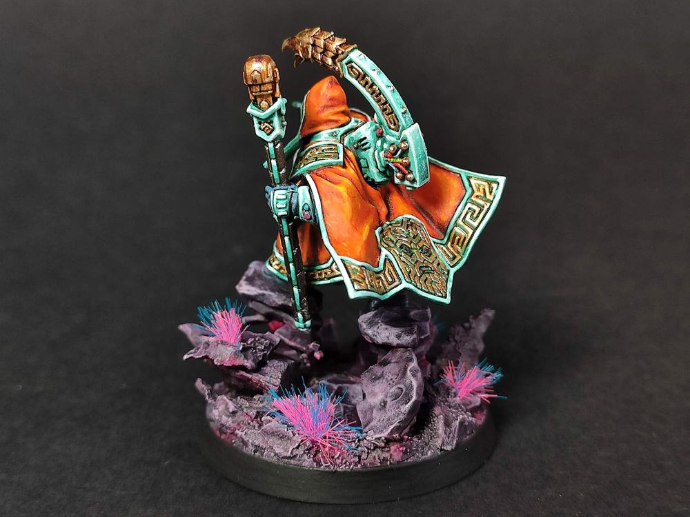 Leagues of Votann Grimnyr seen from the side