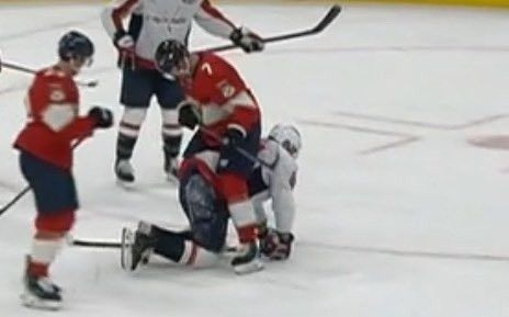 Caps guy getting mounted by a panther