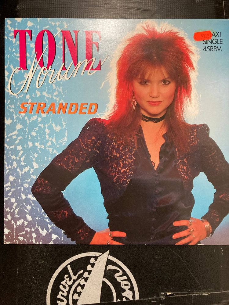 Sleeve front of Tone Norum – Stranded maxi single.