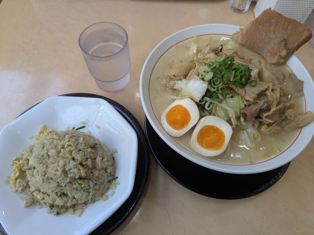 札幌タンメン ベジ達 葛西店 贅沢野菜 塩豚骨タンメン 味玉豚バラ増し 麺大盛＋肉達★1枚 ミニ炒飯セット #青空ごはん部